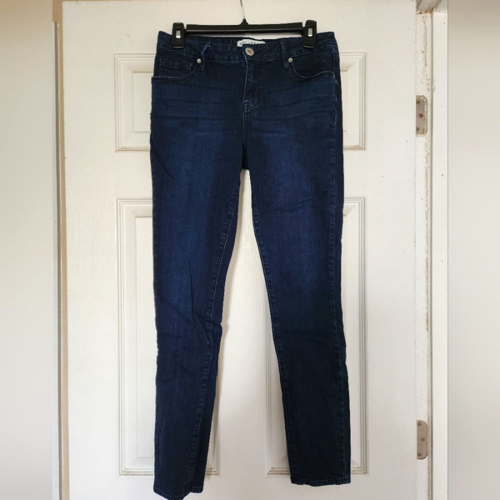 Low-rise Bullhead skinniest jeans